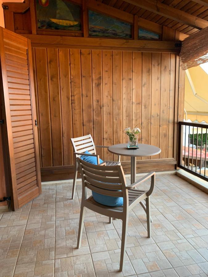 אואוראנואופולי Yulia Guest House מראה חיצוני תמונה