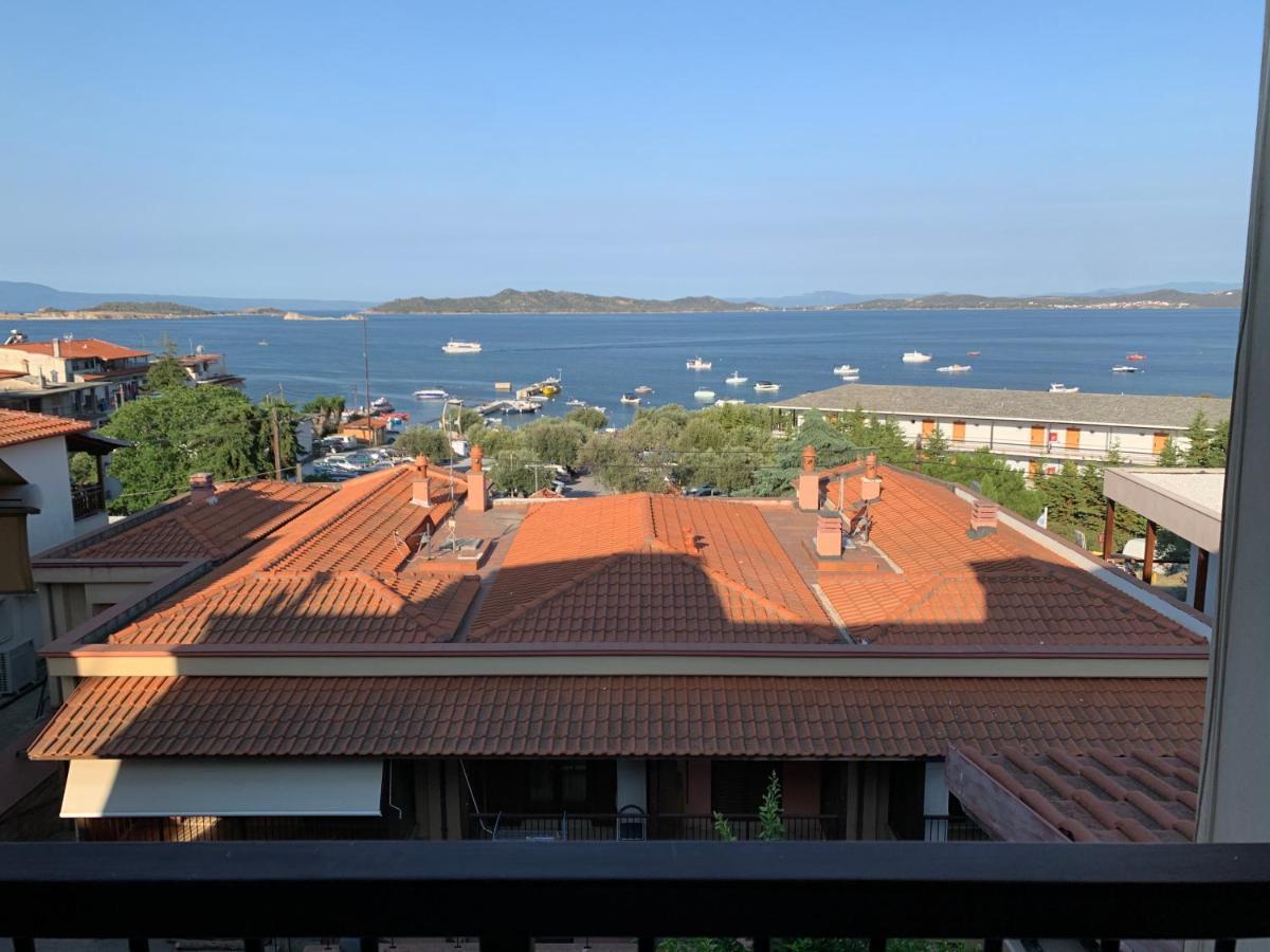 אואוראנואופולי Yulia Guest House מראה חיצוני תמונה