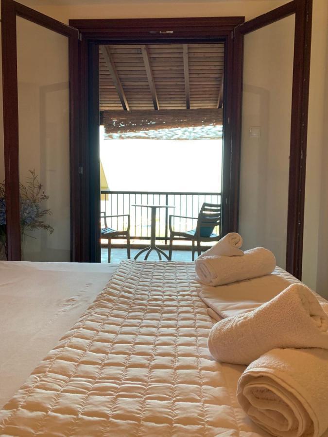 אואוראנואופולי Yulia Guest House מראה חיצוני תמונה